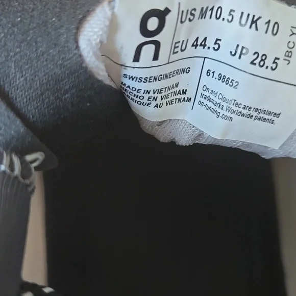 On Cloud Monster Mens Sneakers. Size 10.5 - Picture 9 of 11